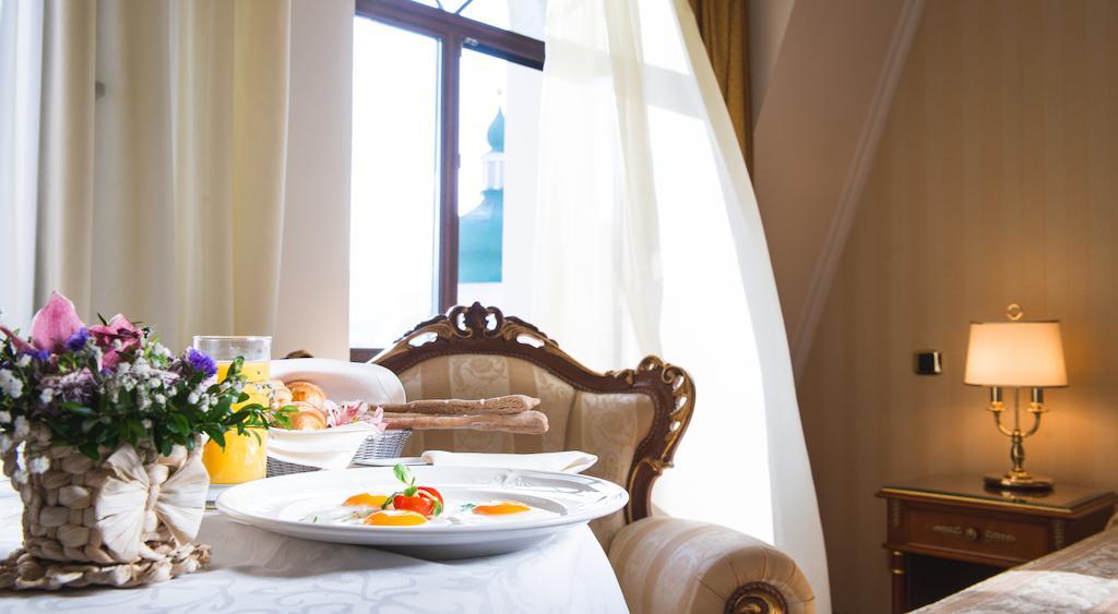 Optima Collection Podil Plaza Hotel Kiev Luaran gambar
